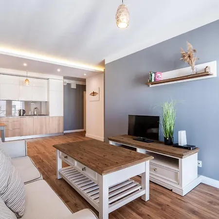 Apartament 3-rooms With Balcony By The Oldtown Gdańsk