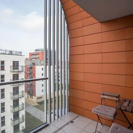 Apartament 3-rooms With Balcony By The Oldtown Gdańsk